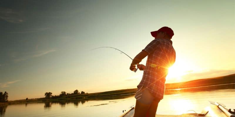 Mộng thấy đang đi câu